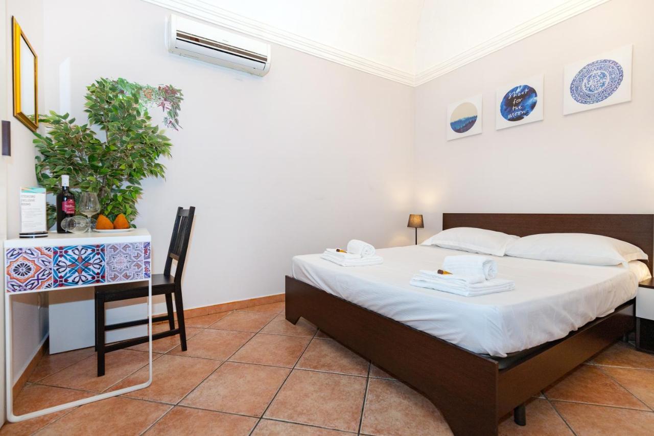 Stesicoro Exclusive Rooms Катания Экстерьер фото
